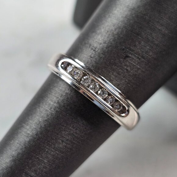 Womens Vintage Estate 10K White Gold Diamond Ring 2.3g E3367